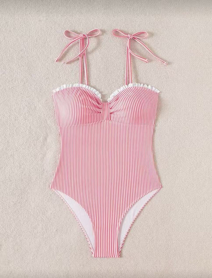 Dame Én-delt Badeoutfit med elegante rynker Skovae