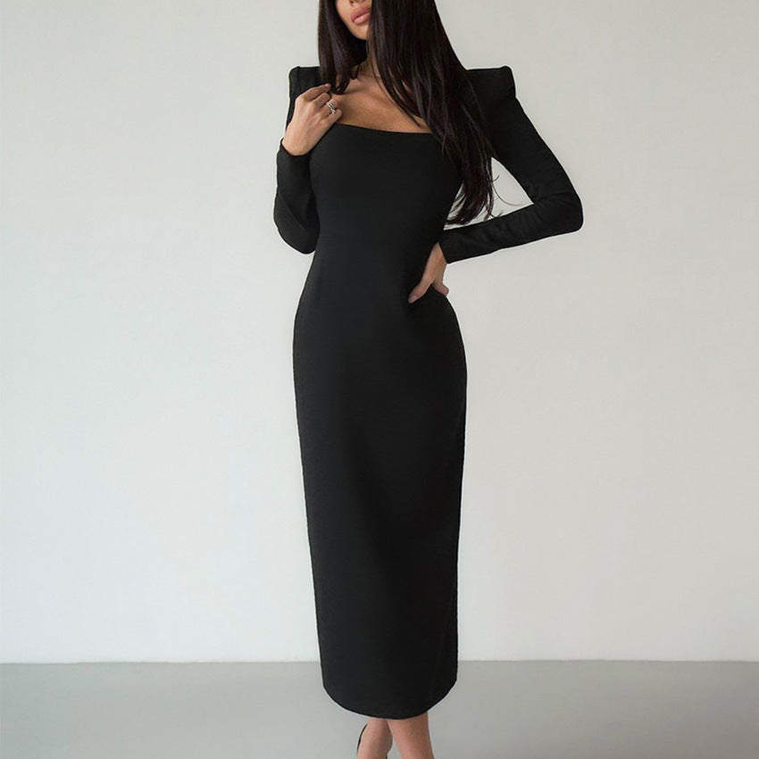 Dame Maxikjole med elegant, off-shoulder design og strukturerede ærmer Stilla