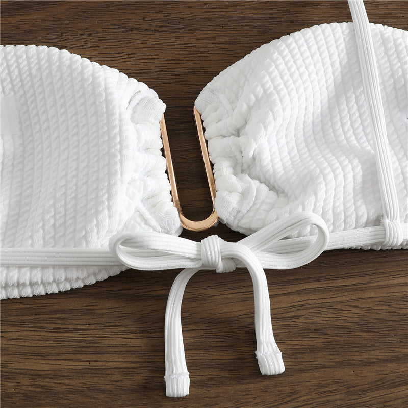 Dame Triangel-Bikini med raffineret ribdesign og justerbare stropper Skovae