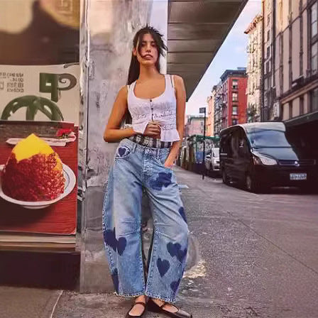Dame Bred Jeans med Hjerte-Print og komfortabel Pasform Stilla