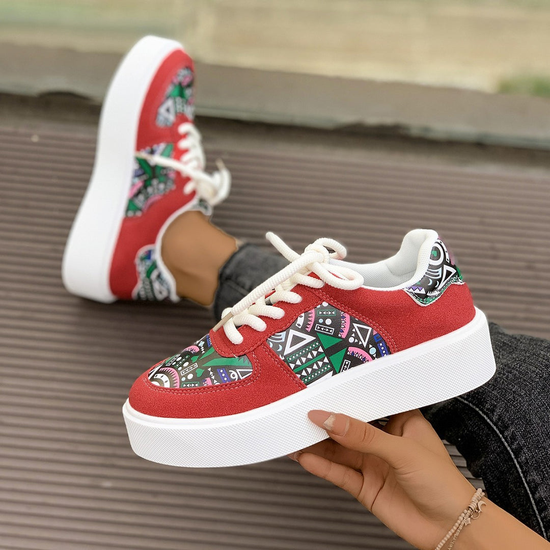 Dame moderigtige Plateau-sneakers med iøjnefaldende design Stilla