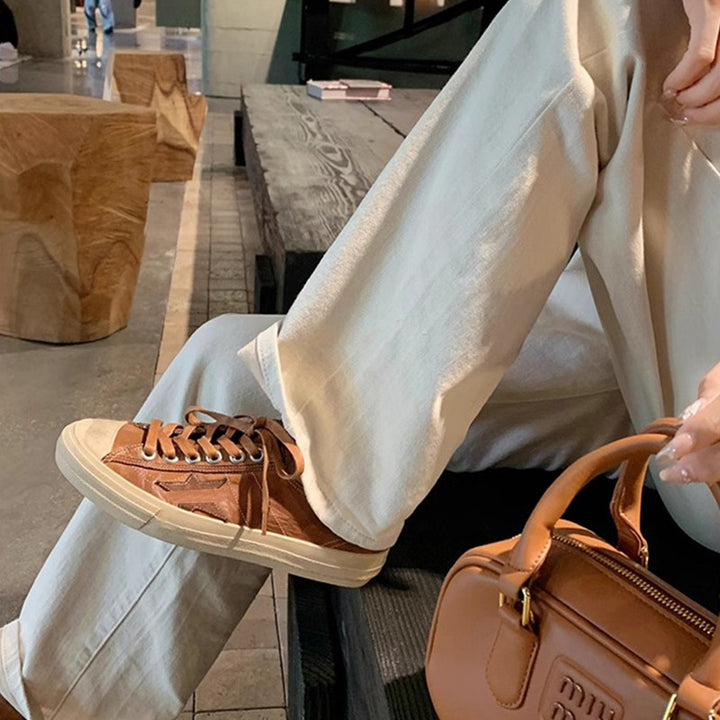 Dame Casual Sneakers i urban stil med høj kvalitet læderapplikationer og klassisk flair Stilla