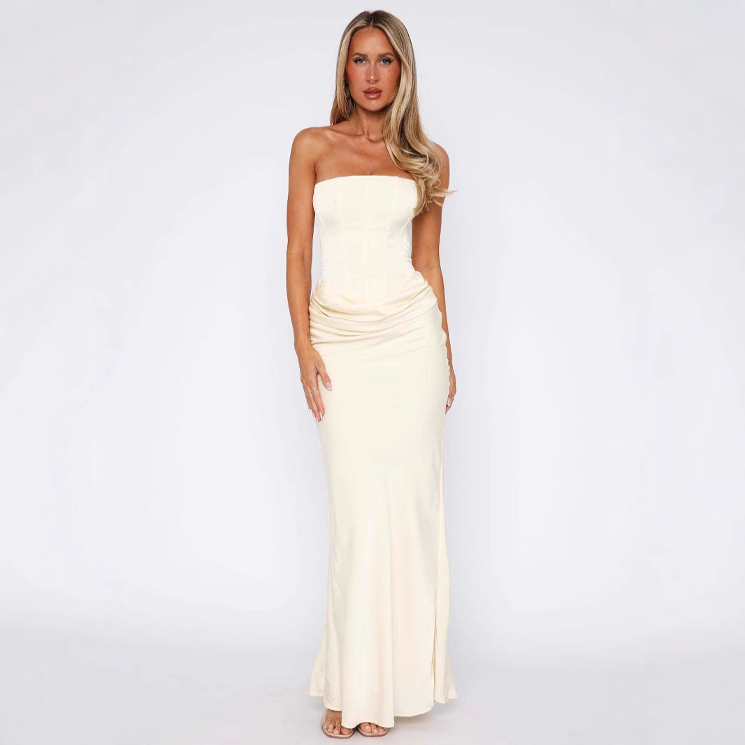 Dame elegant off-shoulder aftenkjole med raffineret flæsekanter Stilla
