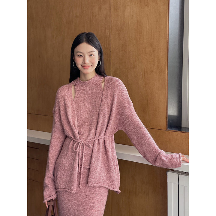 Dame elegant strikket ensemble med åben skulder og relaxed fit Stilla