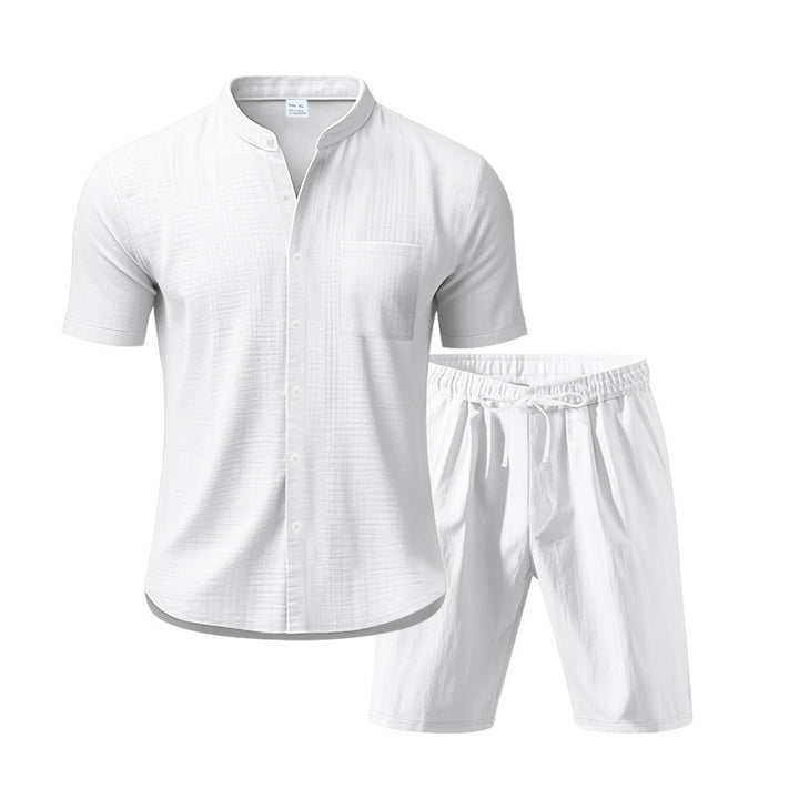 Herren fritidstøj med kortærmet button-down skjorte og elastiske shorts Stilla