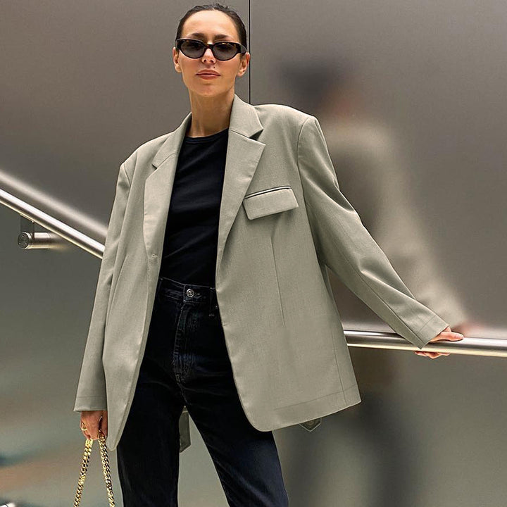 Dame Oversized Blazer med bred snit og praktisk brystlomme Stilla
