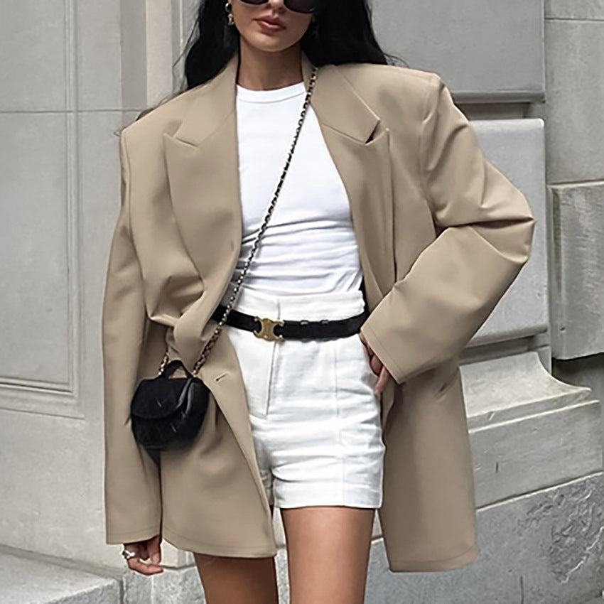 Dame Oversized Blazerjakke med elegant snit og moderne detaljer Stilla