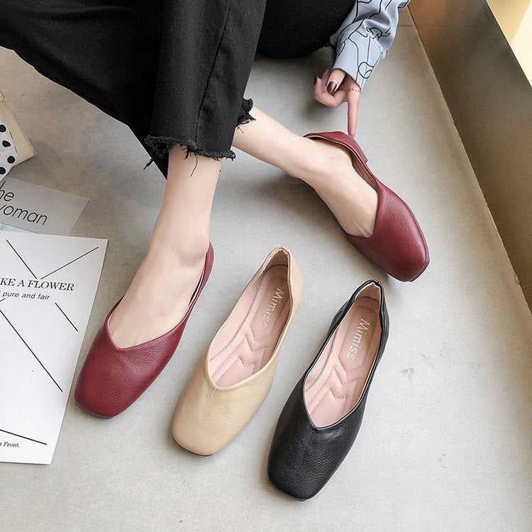 Dame ballerinaer med elegant slipdesign og blødt læder Stilla