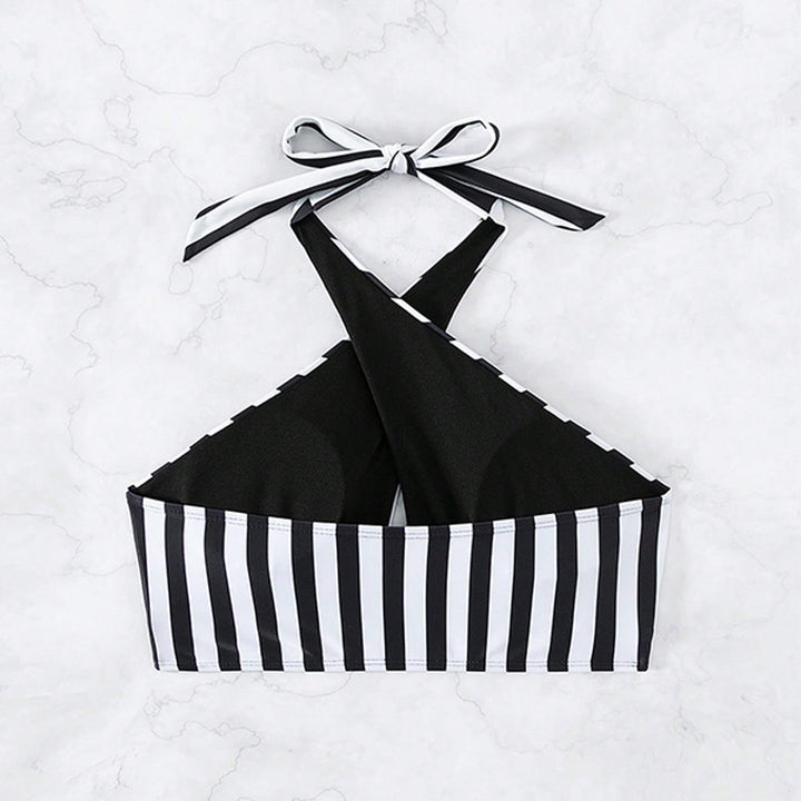 Dame triangel bikini top med moderne indpakningsdesign og elastiske stropper Skovae