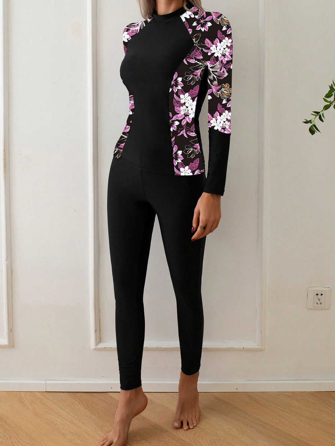 Dame Langærmet Rashguard med floral design Skovae