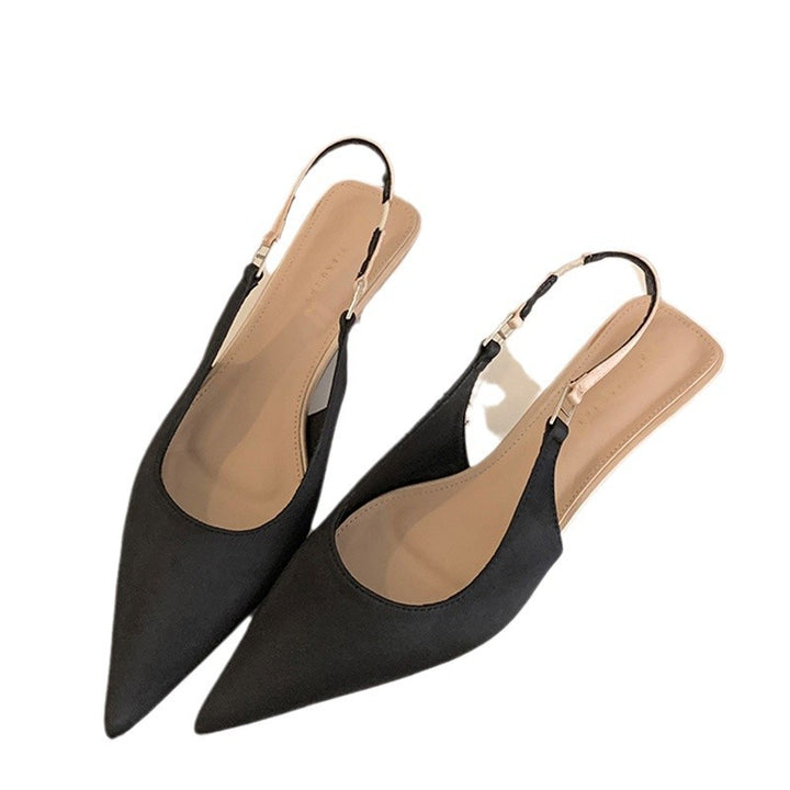 Dame Slingback Pumps med elegant design og spids tå Stilla