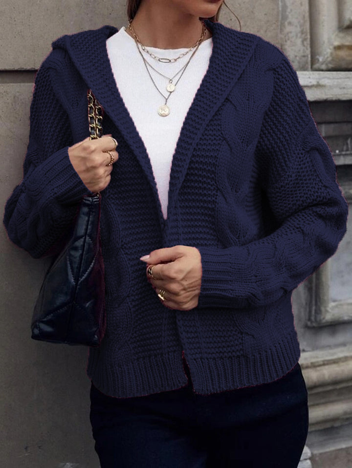 Kvinders chunky strik cardigan med hætte og struktureret kabelmønster Stilla