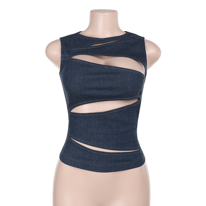 Dame tætsiddende denim-top med asymmetrisk cut-outs og stilfuldt design Skovae