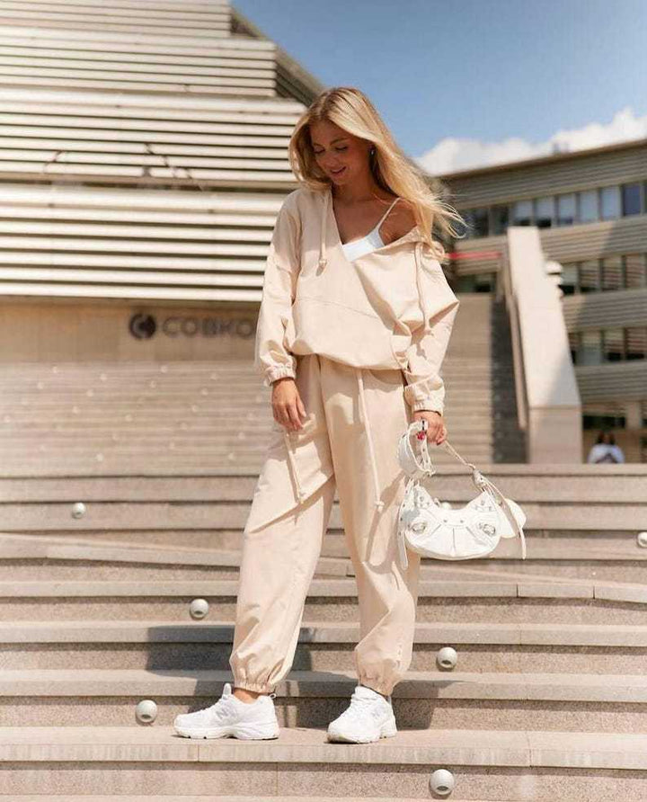 Dame Casual Relaxed-Fit Fritids Sæt med Hoodie og Behagelige Joggingbukser Skovae