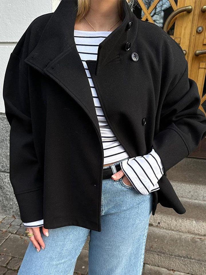 Kvinders mode oversized jakke med højt lukning krave og knapdetaljer Stilla