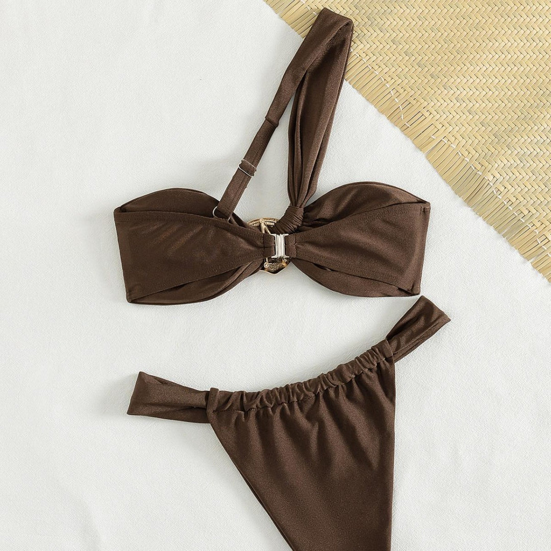 Dame bandeau-bikini med stilfuldt smykkedetalje Skovae