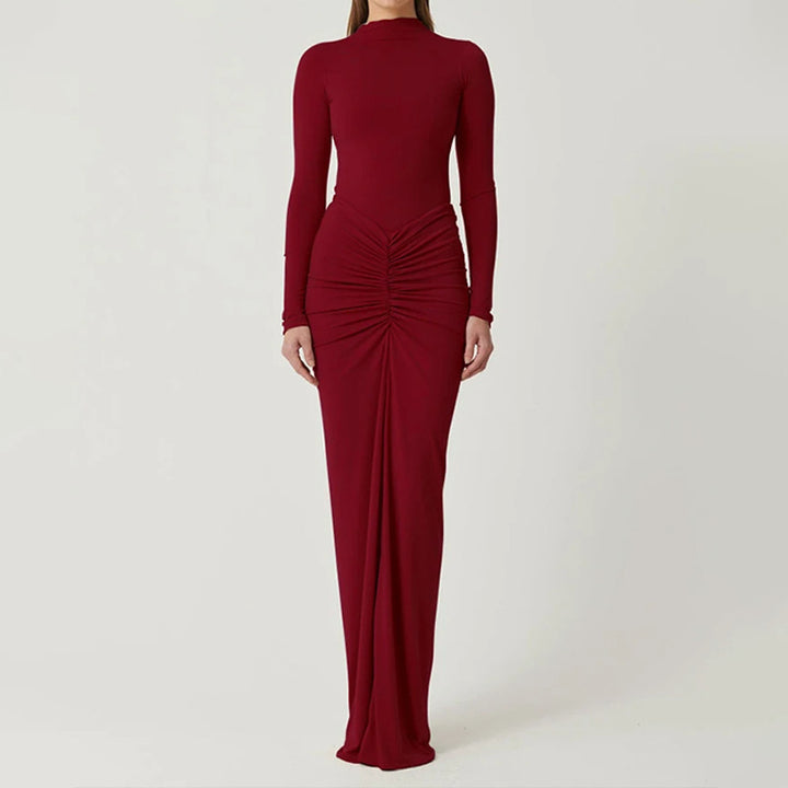 Dame maxikjole med elegant drapering og klassisk stålkrave Stilla
