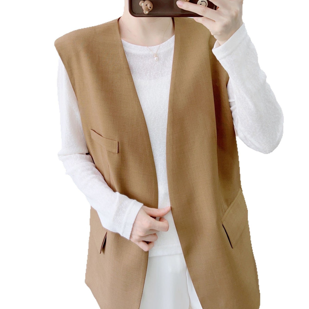 Dame elegant vest med minimalistisk design og praktiske lommer Stilla