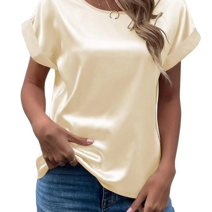 Dame Satin T-shirt med elegante detaljer Skovae