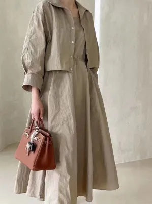 Dame Midi-Kjole med struktureret Oversized-Jakke Stilla