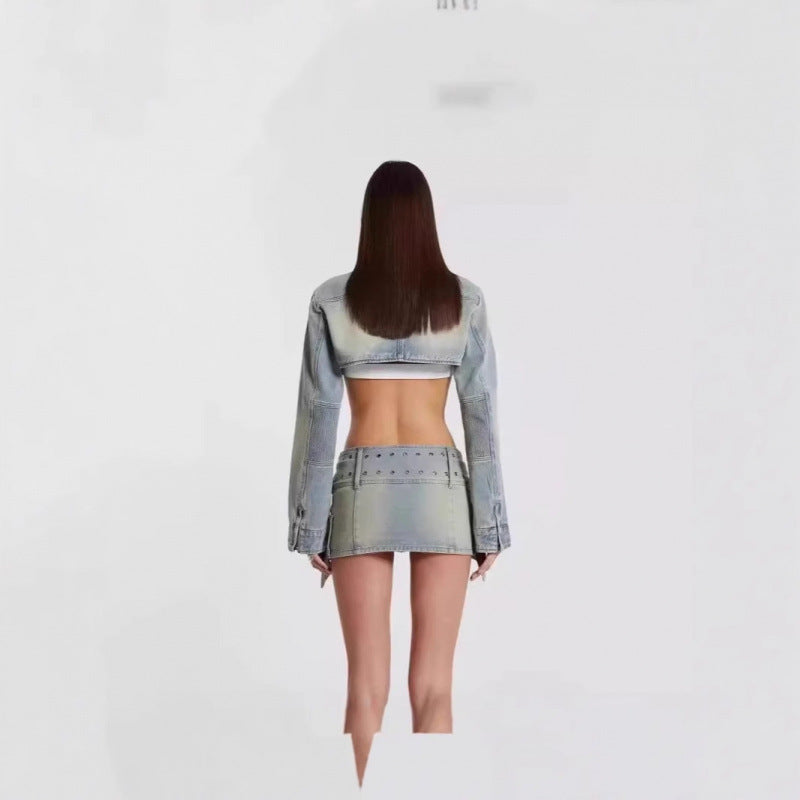 Dame cropped jeansjakke med iøjnefaldende spænde Stilla