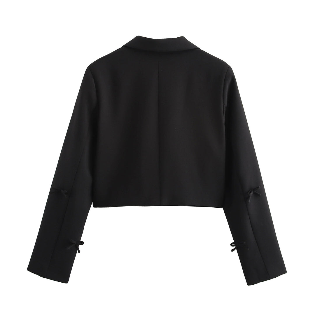 Dame Cropped Blazer med dekorative bånd detaljer og elegant snit Stilla