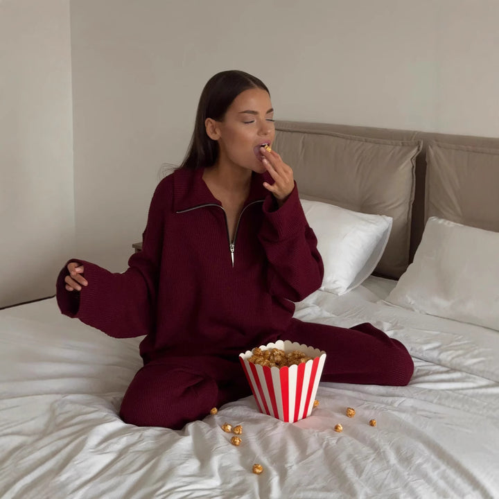 Kvinders fashionable oversized fritidsoutfit med stående krave og lynlås Skovae