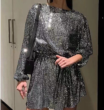 Dame Glamourøst Cocktailkjole med funklende Lurex-tråde og elastisk taljebælte Stilla