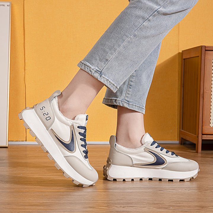 Dame Sporty Sneakers med blødt for og skridsikker sål Stilla