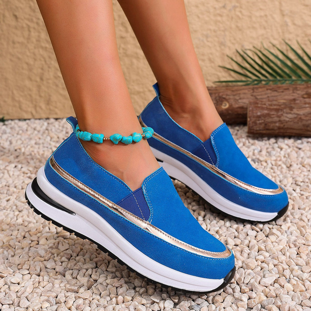 Dame Slip-On Sneakers med polstret sål og elegant metalkant Stilla