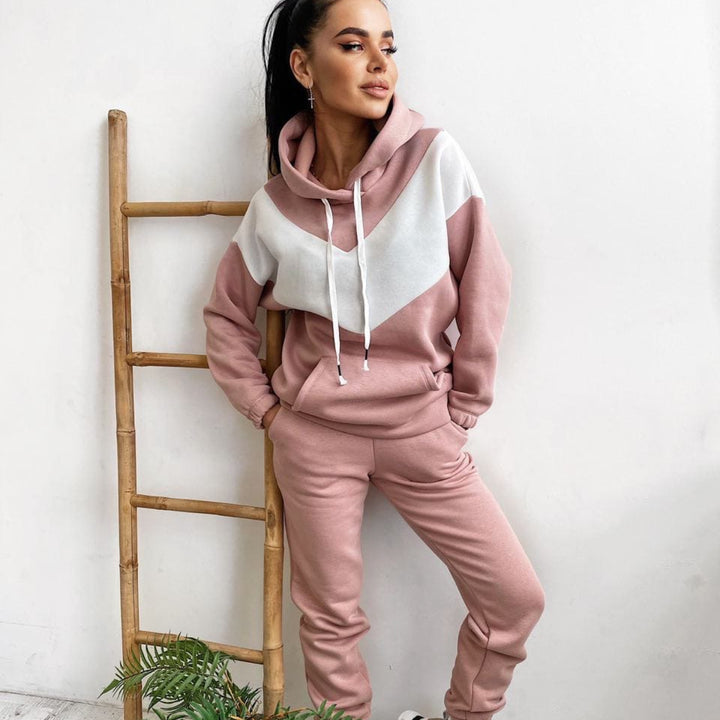 Damer sporty casual træningsdragt med kontrasterende design Skovae