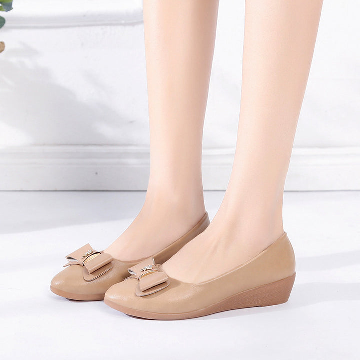 Dame ballerinaer med elegant sløjfe-design og behagelig wedge-sål Stilla