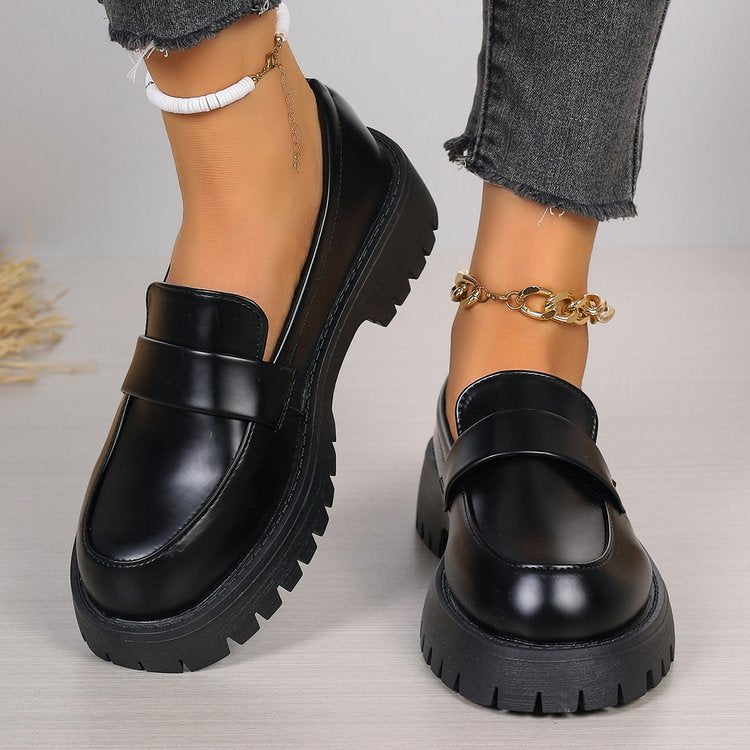 Dame Chunky Loafers med skridsikker profileret sål og elegant lukning Stilla