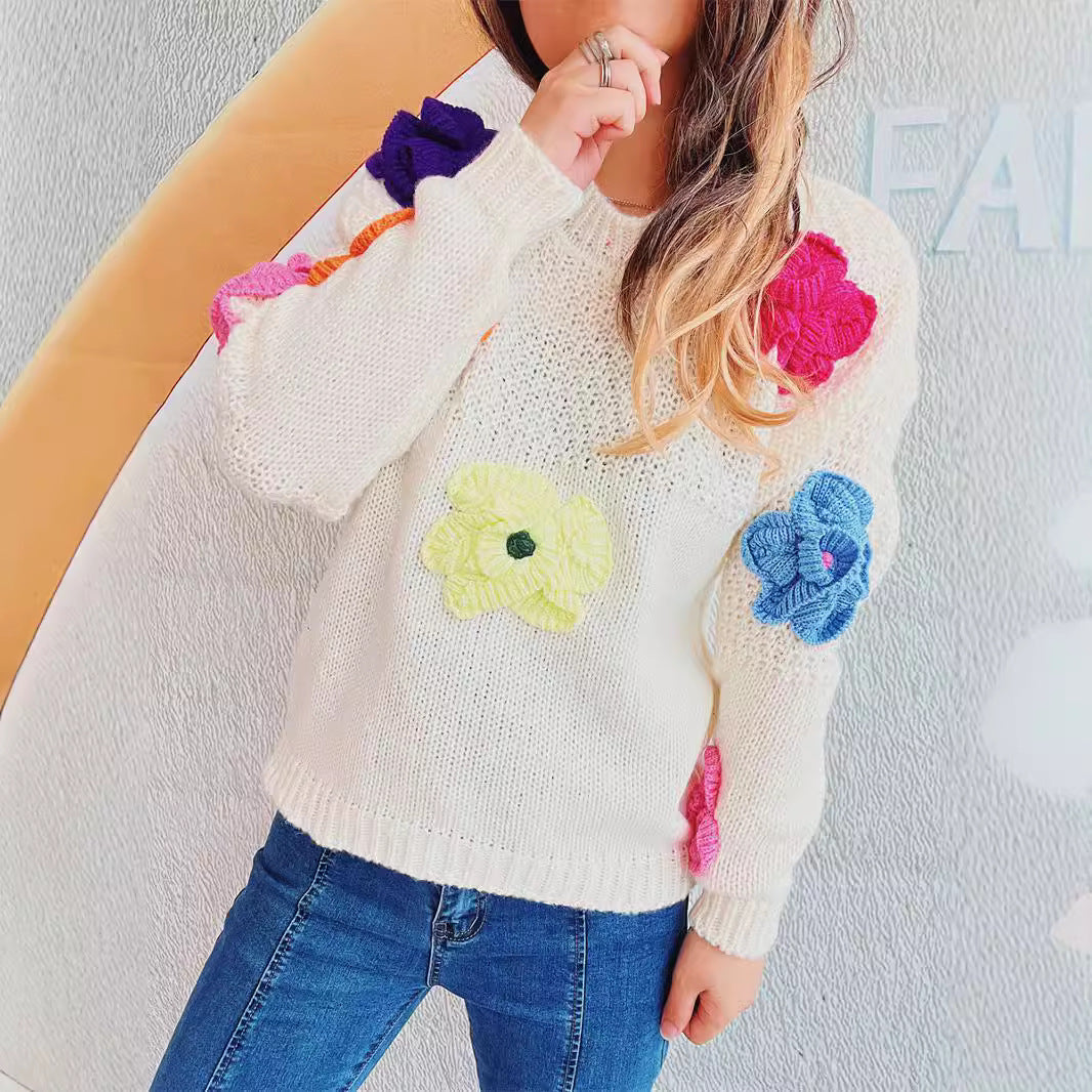 Kvinder afslappet sweater med farverige blomsterapplikationer Stilla