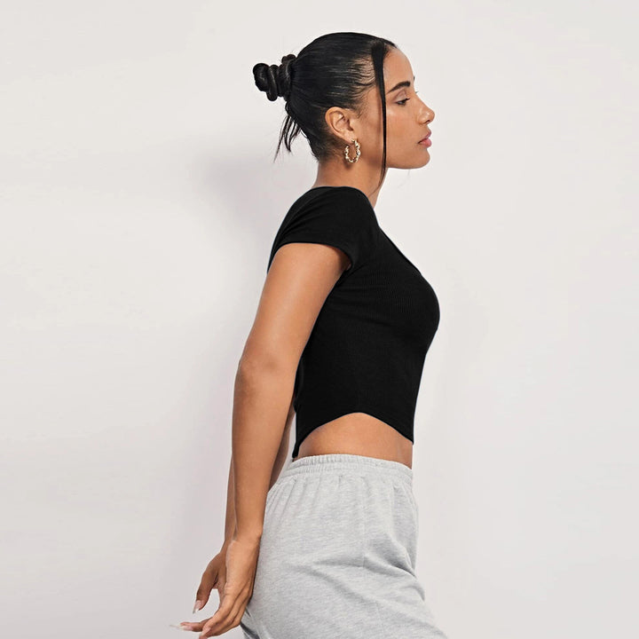 Kvinders cropped top med firkantet halsudskæring og knaplukning Stilla
