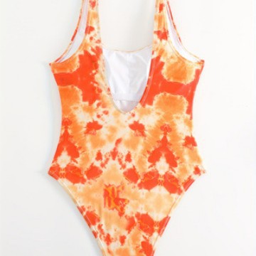 Damer én-delt sporty badedragt med moderigtigt tie-dye-design Skovae