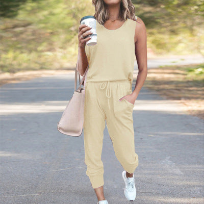 Dame afslappet jumpsuit med justerbar talje snor og praktiske sidelommer Stilla