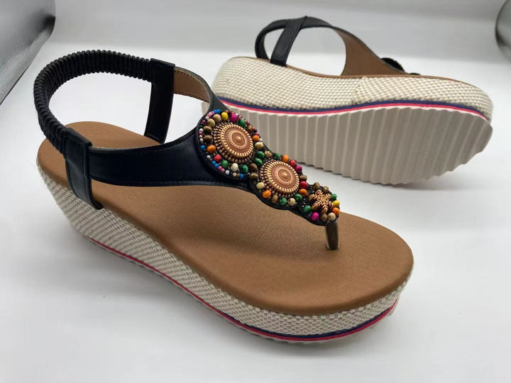 Dame Wedge-sandaler med kunstnerisk perle-applikation Stilla