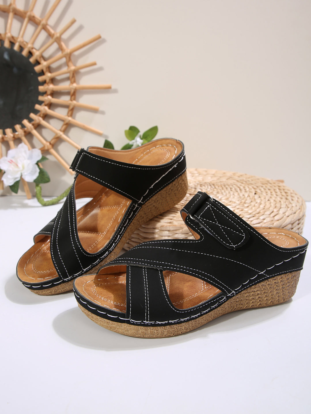 Dame mode Wedge-sandaler med justerbar rem og ergonomisk fodseng Stilla