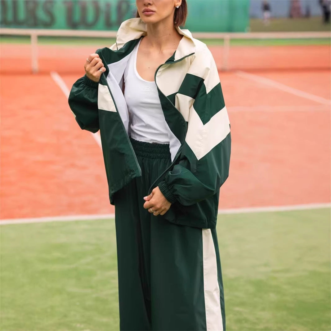 Kvindernes sporty windbreaker sæt med høj krave og trendy farveafstninger Skovae