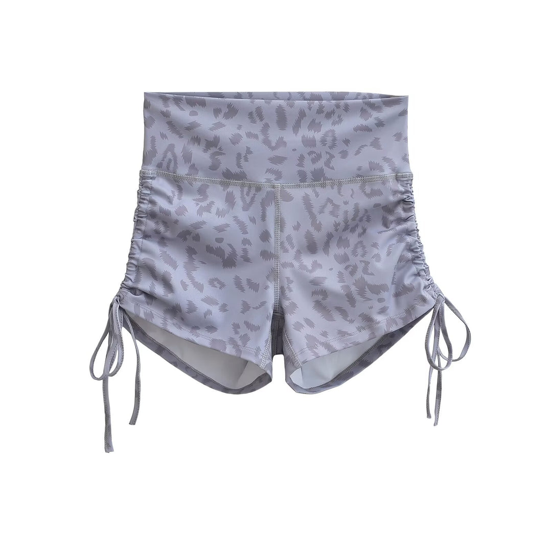 Dame Sporty Shorts med sidelæns flæse detaljer og elastisk talje Stilla