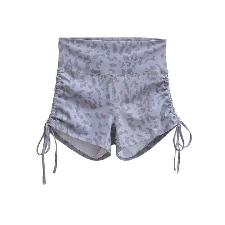 Dame Sporty Shorts med sidelæns flæse detaljer og elastisk talje Stilla