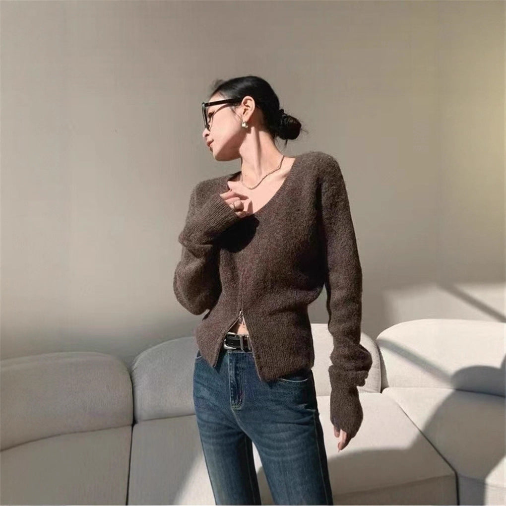 Damer fashionable cardigan med dyb V-hals og lynlås Stilla