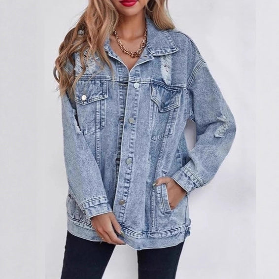 Kvindernes oversized denimjakke med fashionable revnede detaljer Stilla