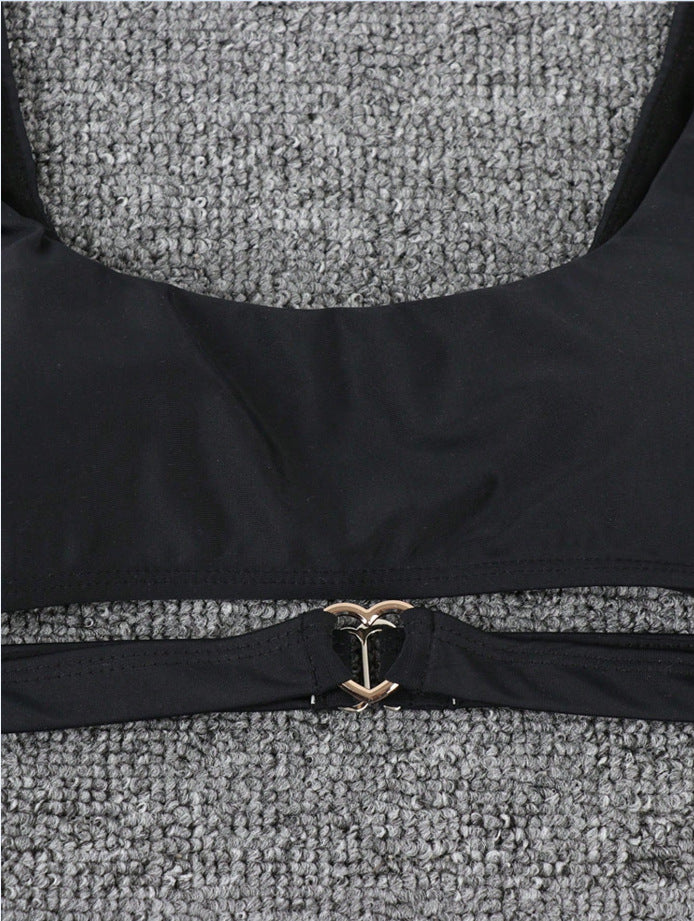 Dame minimalistisk bikini-sæt med gyldne accenter Stilla