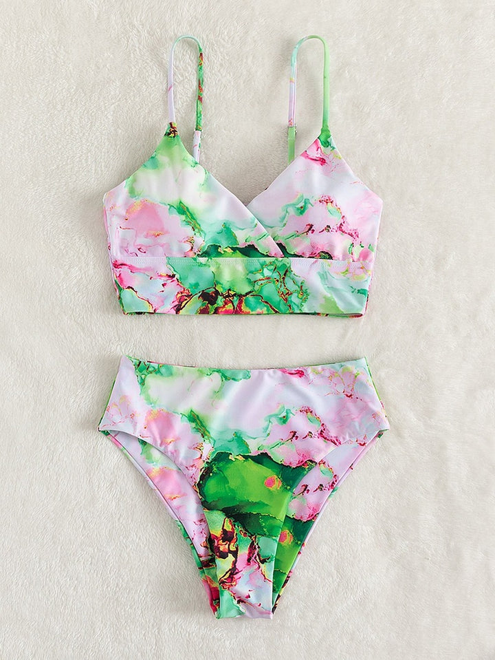 Dame bikini-sæt med asymmetrisk snit og florale accenter Stilla