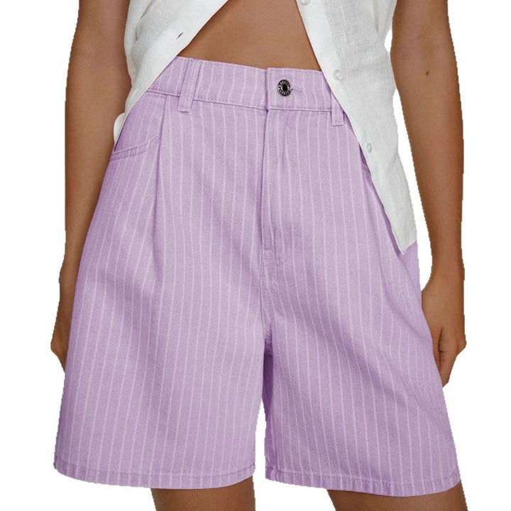 Dame moderne shorts med fine striber og afslappet snit Stilla