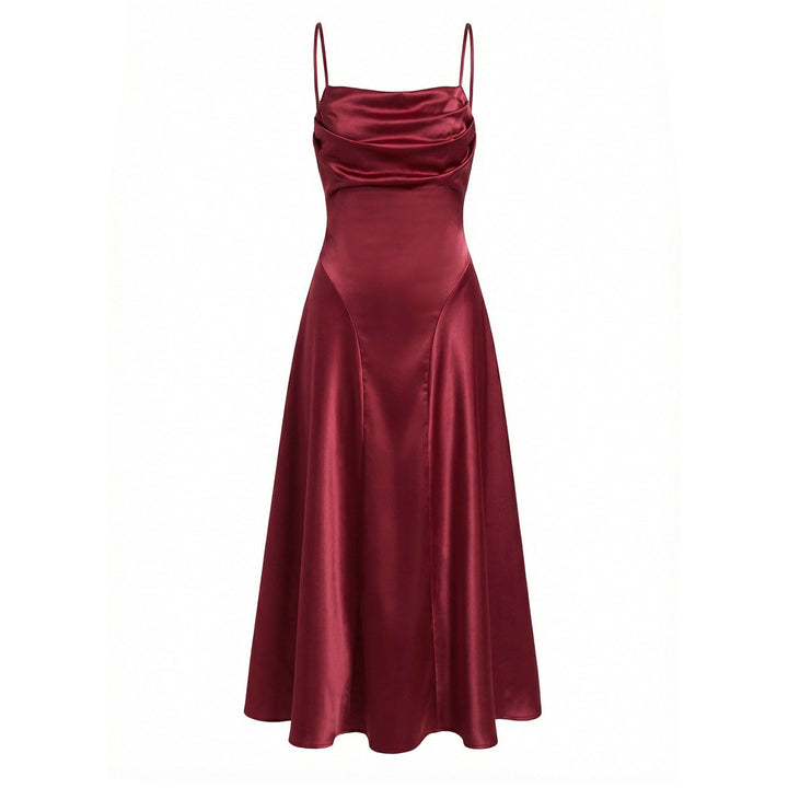 Dame Maxikjole med elegant drapering og fint satin-finish Skovae