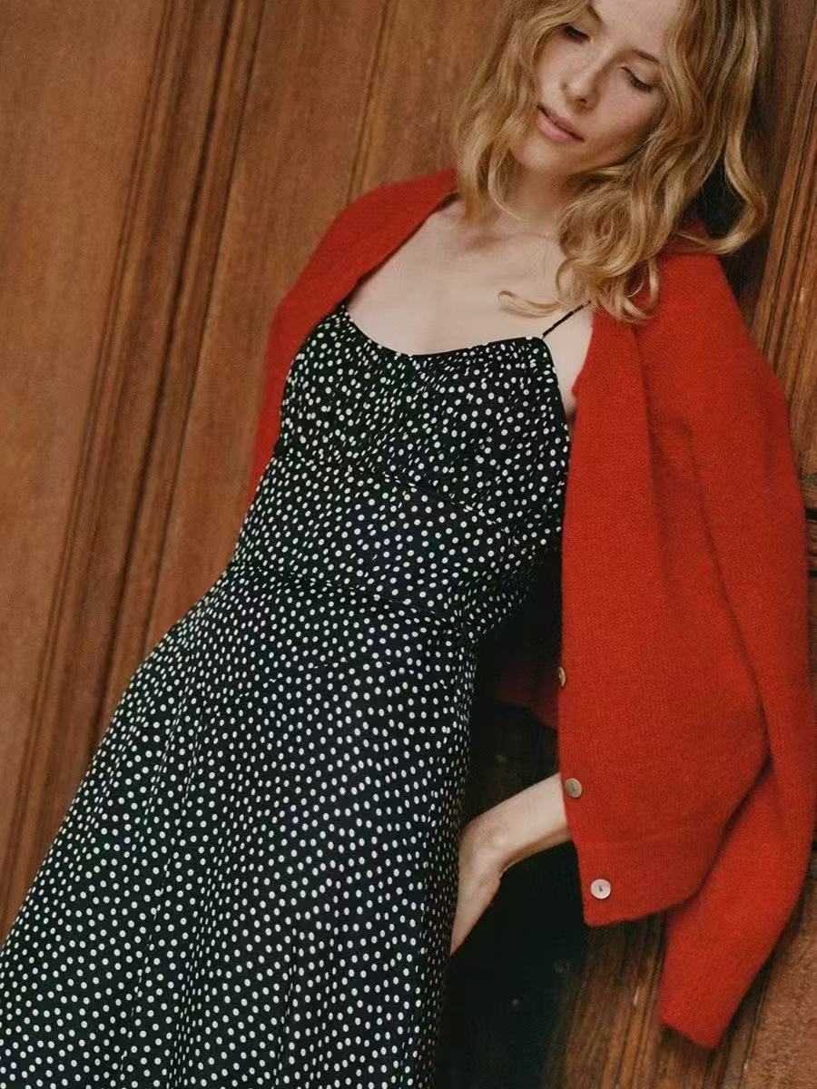 Dame maxikjole med elegant spidsetop og flydende skirt Stilla