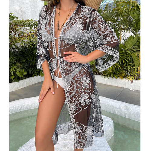 Dame Hæklet Strandkimono med florale accenter og elegante frynser Stilla